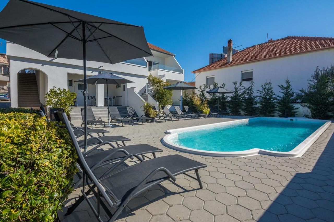 Apartament Royal Choice With Pool Zadar