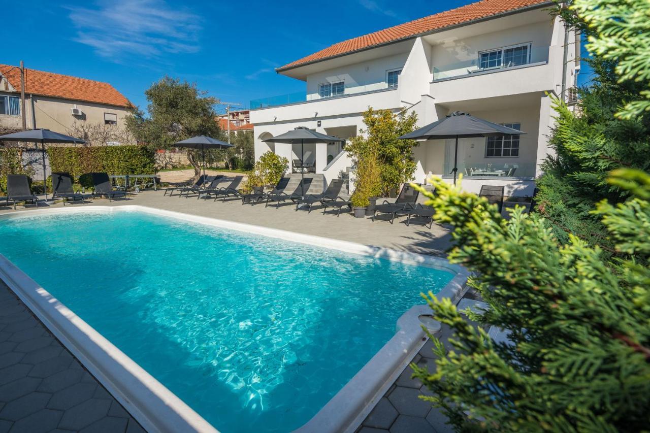 Royal Choice With Pool Apartmán Zadar
